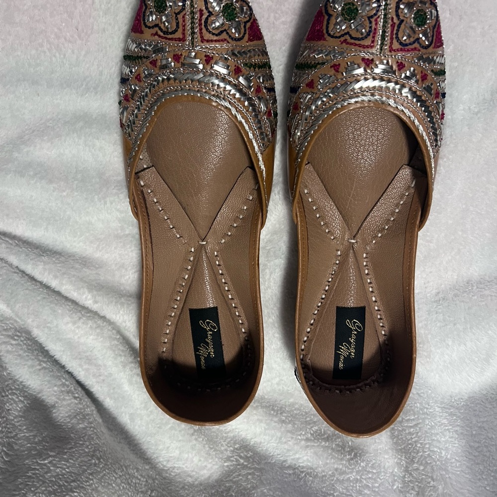 Ladies shoes, size 41
